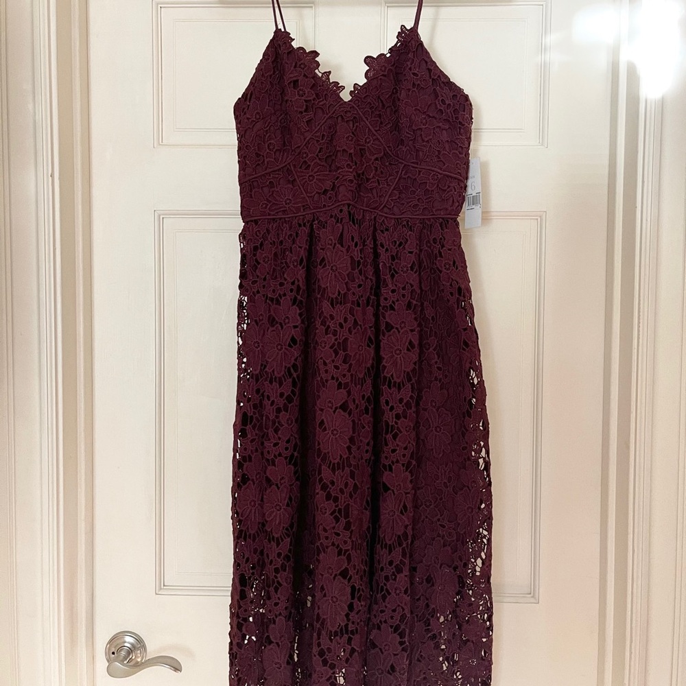 Donna Morgan, lace overlay, midi dress